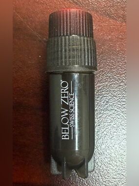 Below Zero Black Ice Miracle Tightening Powder Serum 10 Treatments+Retail $1350